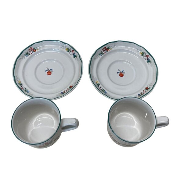 2 International Country Christmas Coffee Cup & Saucer Sets Santa Sleigh Cow Pig - Picture 3 of 6